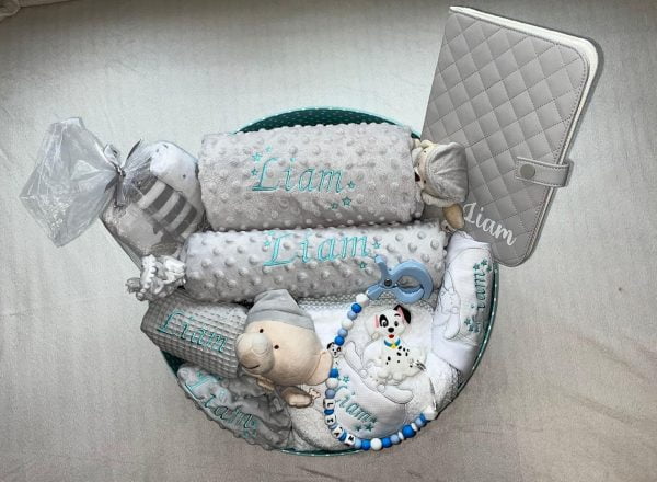 Cesta de regalo personalizada